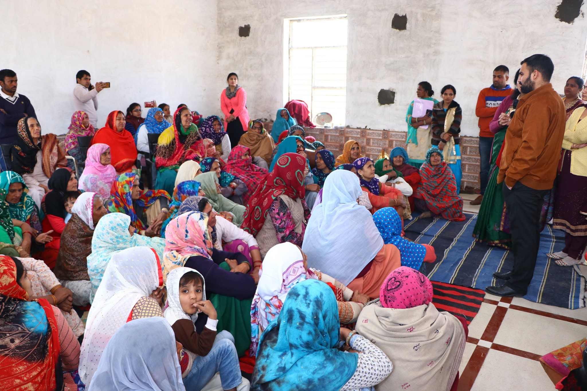 Sanitary napkins distribution